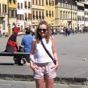 Meet your Posher, Hayley